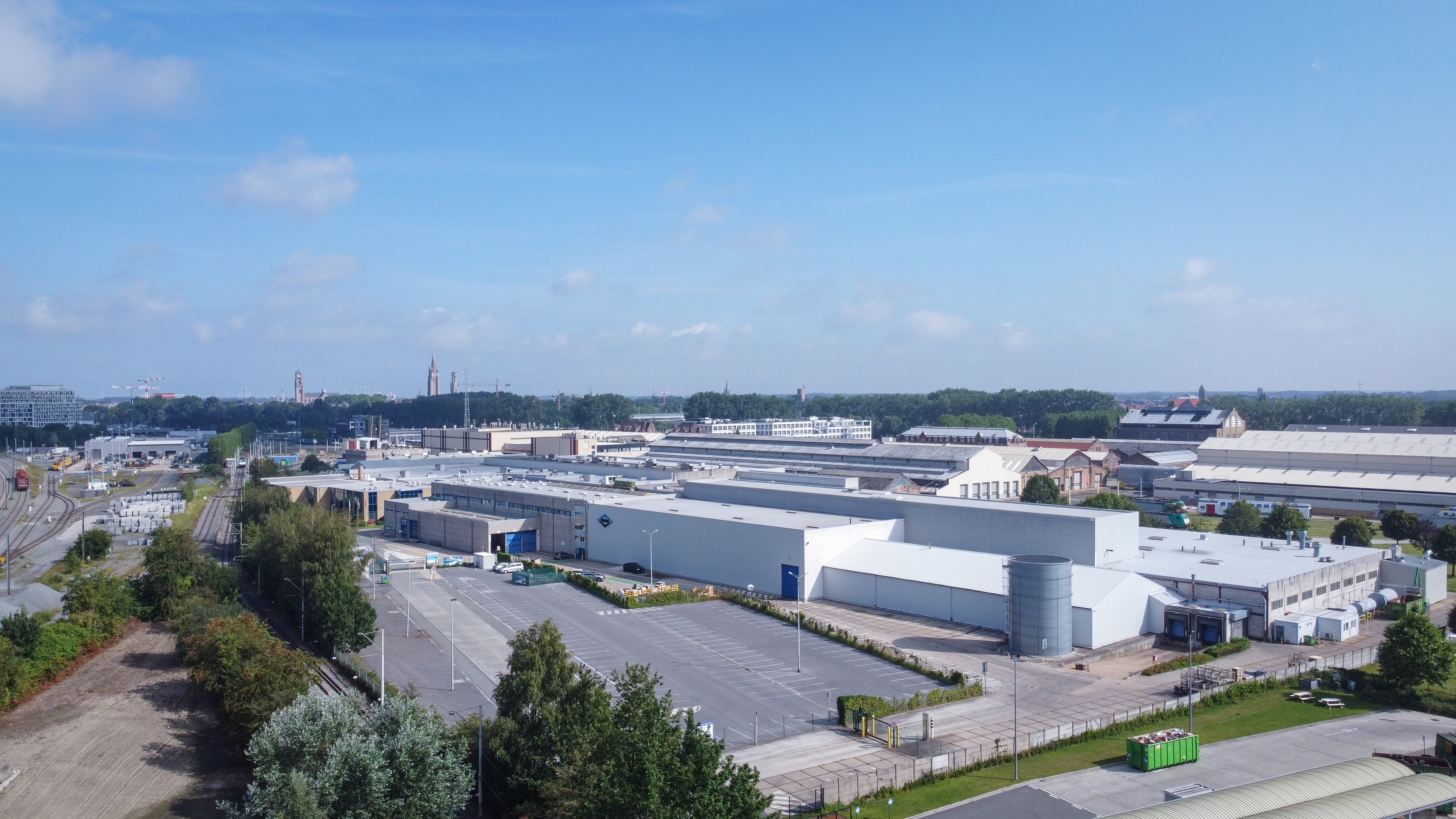 Aerial photo of Dana Brugge facility